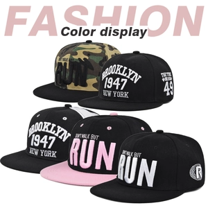 Collection de casquettes de baseball à bord plat avec broderie 3D et motifs camo