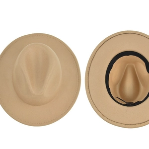 Cappello Fedora classico in feltro di lana kaki con tesa larga piatta e fascia in cuoio