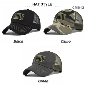 Detailweergave van Amerikaanse vlagpatches op mesh trucker caps in zwart en camo