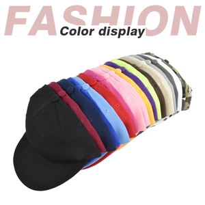 Detailed color display of classic six-panel flat brim hip-hop baseball caps in multi-color