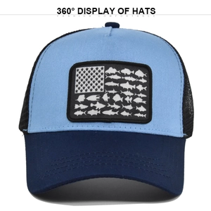 Cappellino trucker blu con patch pesce bandiera americana e rete traspirante