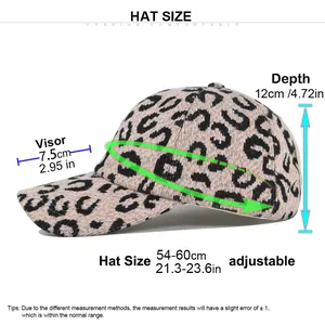 Tableau des tailles montrant la circonférence de 54-60cm pour la casquette léopard rose