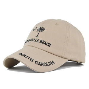 Beigefarbene South Carolina Baseballkappe mit schwarzer Stickerei von Palme und Halbmond