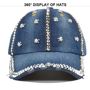 Casquette de baseball en denim bleu avec strass brillants et clous tête de mort