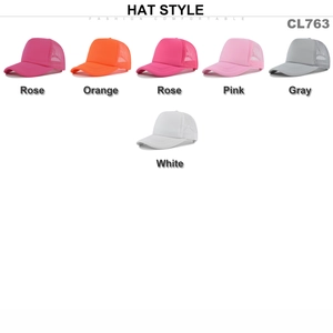 Selezione di cappellini trucker in rete colorata con visiera curva stile classico