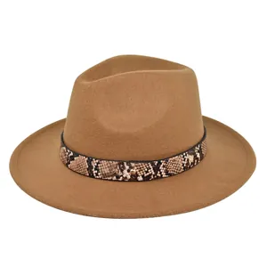 British Retro Wide Brim Fedora Hat For Women Polyester Felt Jazz Hat With Snake Pattern Band And Gold Rivet Accessory