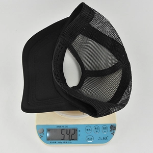 Lightweight black mesh trucker hat weighing only 54.2g for comfortable outdoor sun protection