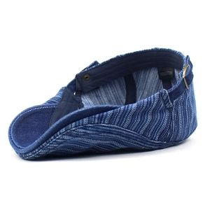 Béret classique en denim de coton à rayures bleues avec boucle latérale ajustable