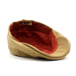 Classic khaki cotton beret cap for men with adjustable metal buckle and red interior lining