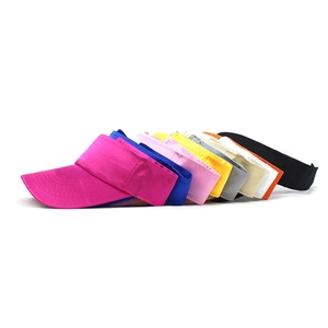 Eleganti visiere parasole in diversi colori per uomo e donna protezione solare estiva