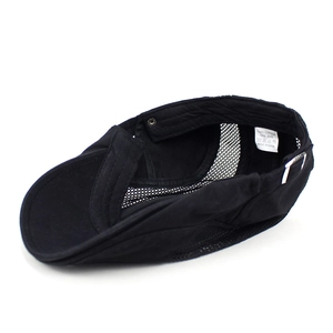 Detail view of cotton mesh beret featuring adjustable metal buckle and breathable lining