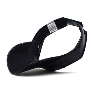 Visière de soleil en cuir PU noir brillant avec sangle réglable pour hommes et femmes