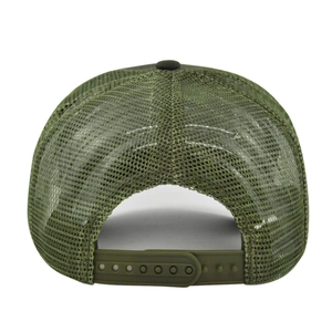 Vista posteriore del cappello trucker verde militare con snapback regolabile e rete traspirante