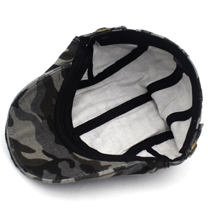 Men's camouflage cotton flat cap featuring classic grey pattern and white lining