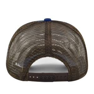 Vista posteriore del cappello trucker marrone con bottone blu e chiusura snapback regolabile