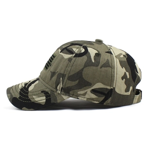 Classic woodland camouflage baseball cap with USA flag embroidery and adjustable metal buckle