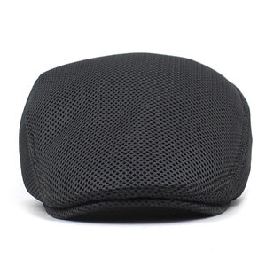 Men's summer breathable black mesh beret hat featuring a retro flat cap design for outdoors
