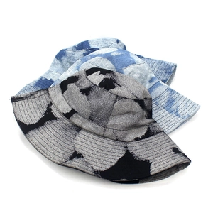 Foldable tie-dye denim bucket hats for men and women in blue and grey marble patterns