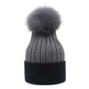 Women's Contrast Color Knitted Beanie Hat With Real Fox Fur Pom Pom Winter Warm Wool Knit Skull Cap Outdoor Accessory