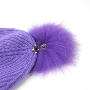 Gorro de invierno de punto morado con pompón de piel de zorro real extraíble mediante broche