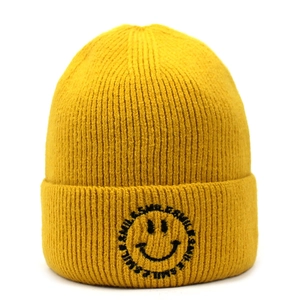 Women Winter Sheep Cashmere Knitted Beanie With Embroidered Smiley Face Pattern Warm Soft Ribbed Cuffed Beanie Skull Cap Hat
