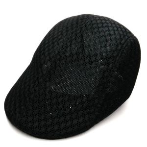 Breathable black mesh summer flat cap for outdoor sun protection with a stylish profile