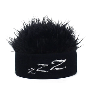 Lustige Neuheit Perückenmütze Strickmütze Mit ZZZ Buchstaben Stickerei Kunsthaar Für Herren Damen Hip Hop Kostüm Party Deko Accessoires