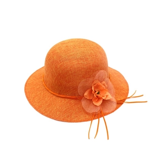 Chapeau de soleil respirant orange pour femmes avec une fleur élégante en organza sur le côté