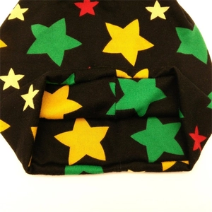 Black knit star pattern beanie hat with yellow red green stars for women style