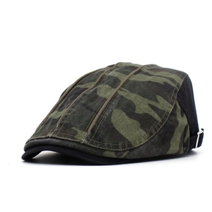 Vintage camouflage beret cap for men and women with black side panels and metal buckle