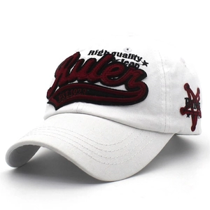 Casquette baseball en coton blanc avec broderie Ruler 3D rouge et détail étoile