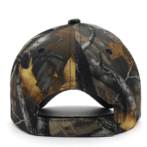 Vue arrière de la casquette de baseball camouflage avec œillets et coutures renforcées