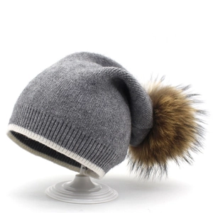 Bonnet tricoté pour femme en cachemire synthétique avec pompon en fausse fourrure