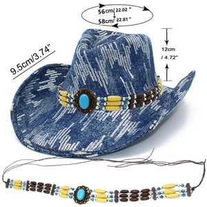 Dettaglio cappello da cowboy in denim con paillettes e fascia etnica con perle turchesi