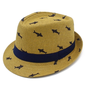 Sombrero de paja para niños con estampados de tiburones azules y cinta azul marino