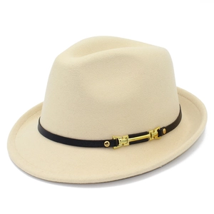 Cappello Fedora classico in lana beige stile inglese con nastro nero e fibbia d'oro