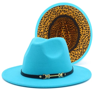 Chapeau Fedora en feutre bleu avec doublure léopard et ceinture en cuir noir