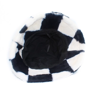 Winter black and white checkered faux fur bucket hat with warm soft lining