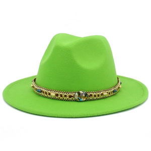Chapeau fedora en laine vert néon à large bord avec ruban ethnique et détails de pierre