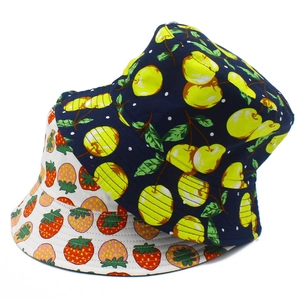 Double-sided cotton sun hat with strawberry and lemon print for women summer beach