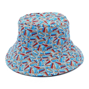 Double-sided cotton bucket hat with colorful horseshoe print for summer sun protection