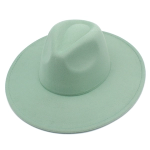 Vue détaillée du chapeau Fedora vert menthe à large bord avec couronne en forme de larme
