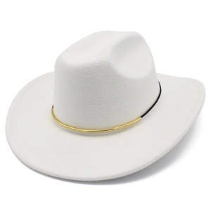 Cappello da cowboy bianco in feltro con dettaglio in metallo dorato su corda nera