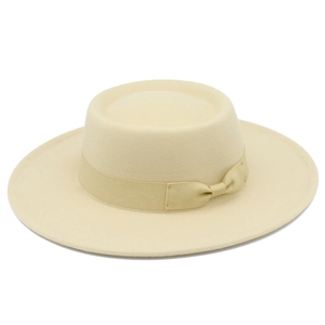 Eleganter cremefarbener Wollfilzhut mit dekorativem Band und Schleife für Damen