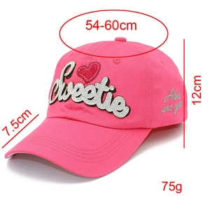 Détails de la casquette rose avec tour de tête 54-60cm et texture en toile de coton