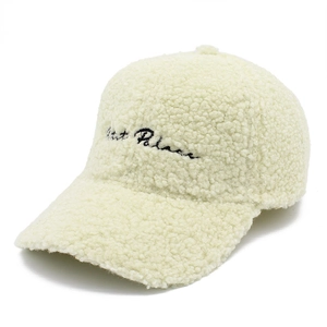 Modische beige Lammwolle Baseballkappe mit What Palace Bestickung für Herbst und Winter