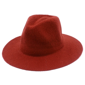 Knitted brick red fedora hat for women with wide brim and soft chenille texture