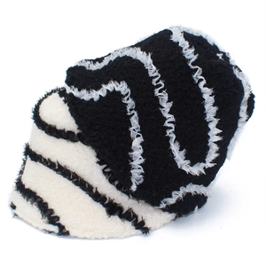 Vintage Unregelmäßige Wellenförmige Spitze Plüsch Anglerhut Winter Warm Lammwolle Fischerhut Für Damen Einfarbig Schwarz Weiß