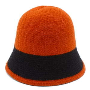 Damen zweifarbiger Fischerhut in Orange und Schwarz aus Strick für Winter und Outdoor