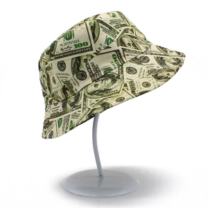 Détail de l'imprimé billet de dollar sur chapeau bob hip-hop avec coutures de qualité